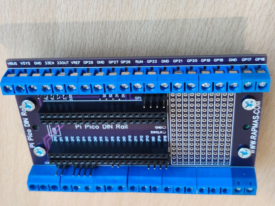 Raspberry Pi Pico DIN-Schiene DIN Rail Adapter in Rosenheim