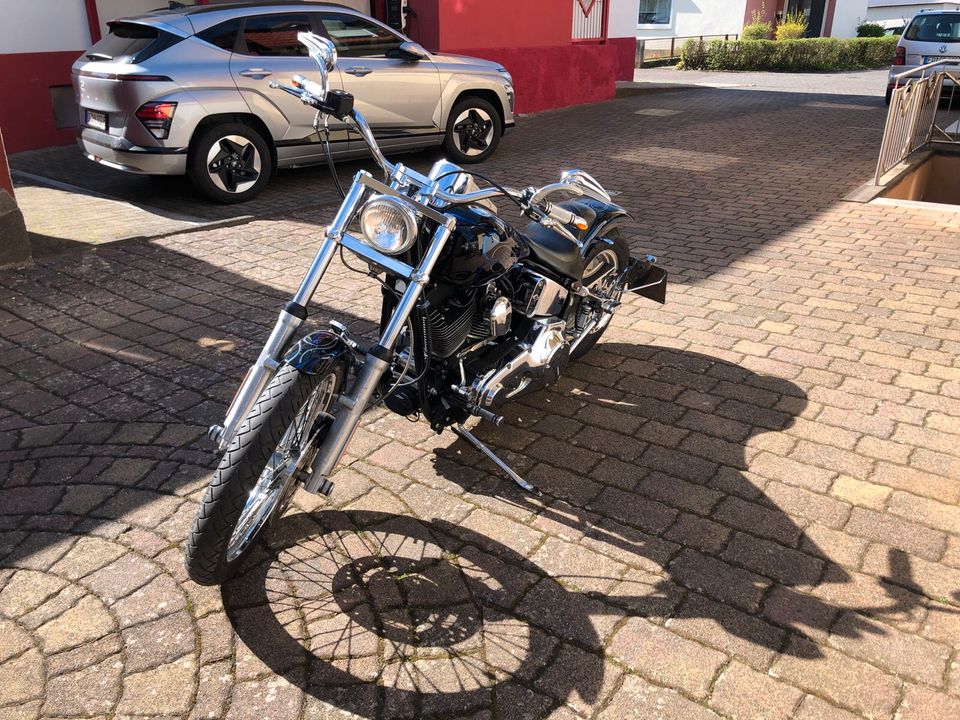 Harley Davidson Custombike in Künzell
