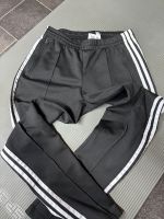 Adidas Hose Jogger Gr 38 sehr guter Zustand Bayern - Lauingen a.d. Donau Vorschau