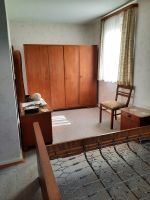 Altes Schlafzimmer aus dunklem Massivholz Rheinland-Pfalz - Rhens Vorschau