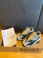 Yeezy 700 Wave Runner Size 42 2/3 Niedersachsen - Sottrum Vorschau