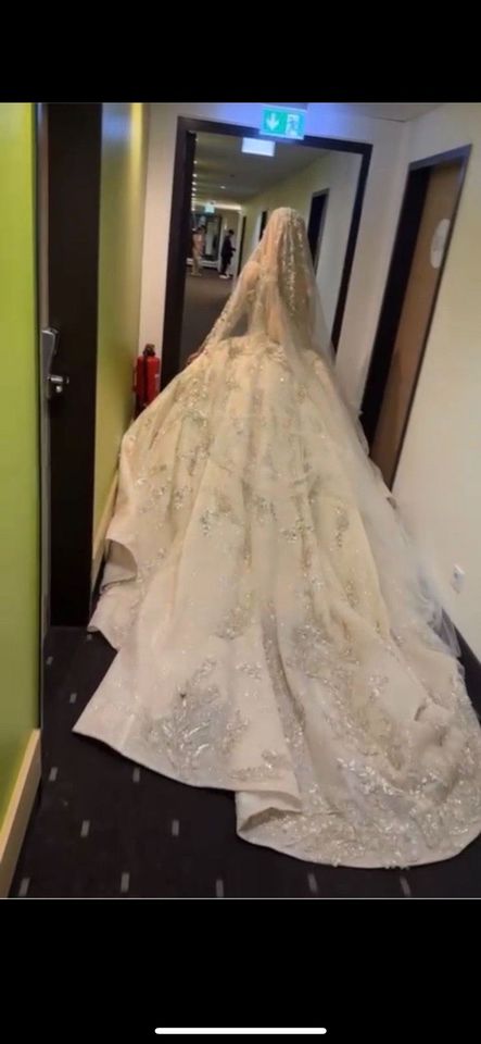 Brautkleid/ Cinderellakleid in Berlin