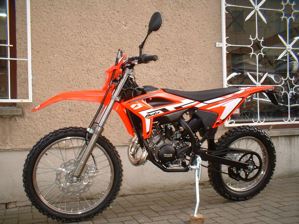 Beta RR 50 2T Enduro Neufahrzeug - in rot am Lager! in Aschersleben