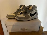 Jordan 1 High Nike NEU  43 Essen - Essen-Werden Vorschau