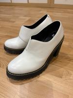 Dr. Martens Cordelia Pumps weiss 43 Hessen - Schwalbach a. Taunus Vorschau