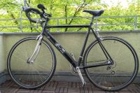 Rennrad mit Tacho & Trittfrequenzmesser, Triathlonlenker, 11kg Berlin - Neukölln Vorschau