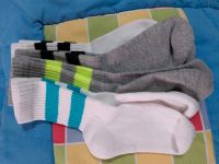 Kinder Socken. 7-8 Jahre. Neu! Köln - Chorweiler Vorschau