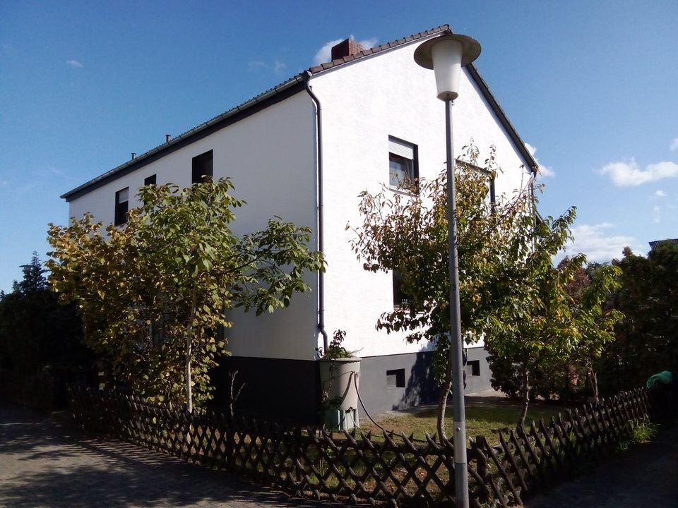 Freistehendes Zweifamilienhaus in bester Lage in Rüsselsheim