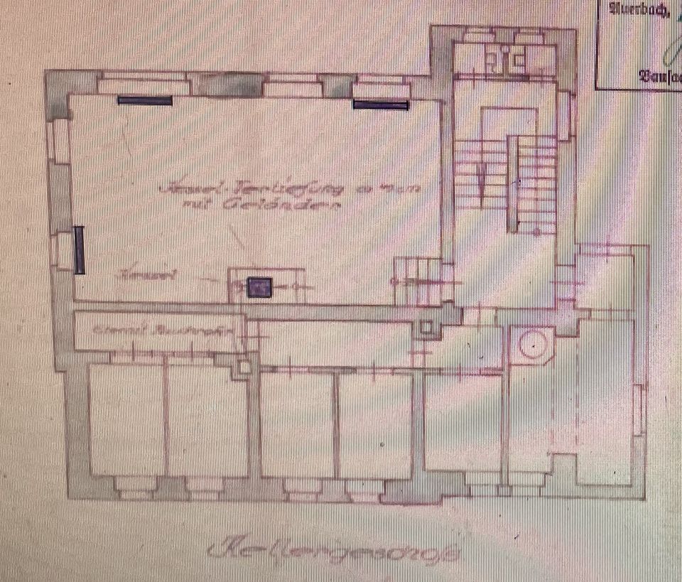 Voll vermietetes 3-Familienhaus ! in Ellefeld