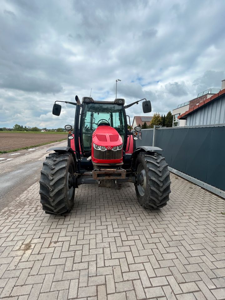 Massey Ferguson MF 5613 Dyna 4 2016 6900H Klima 2016 in Harthausen