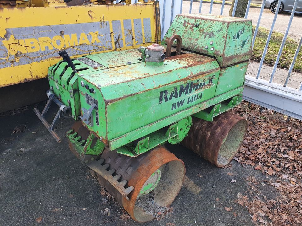 ❌TOP❌ GRABENWALZE RAMMAX RW 1404 RÜTTELPLATTE in Selm