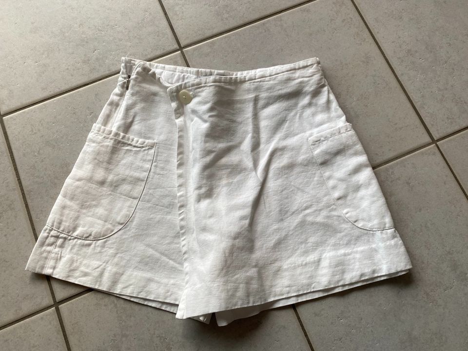 * Ungetragen Zara Hosenrock Shorts *** Größe 164 weiß in Oldenburg