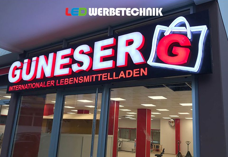 LED Werbeschilder 500cm x 100cm (Angebot gültig bis 31.05.2024) in Duisburg