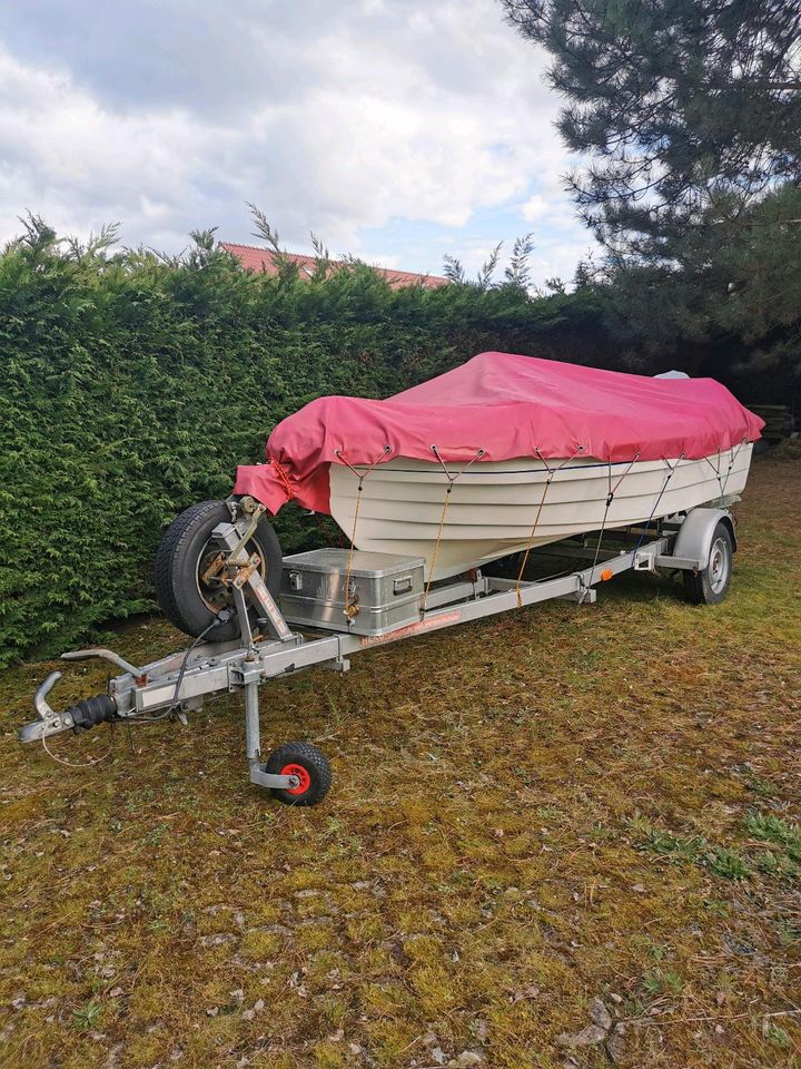 Konsolenboot Mystraly 4,30 in Bokensdorf