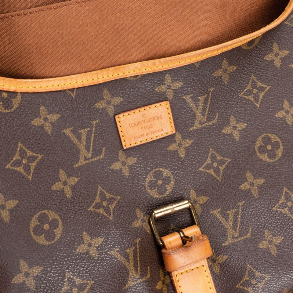 Louis Vuitton Canvas Monogram Saumur GM Crossbody Bag in Halle