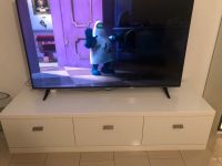 TV-Lowboard Hochglanz weiß mit Glasplatte drei Schubladen Wandsbek - Steilshoop Vorschau