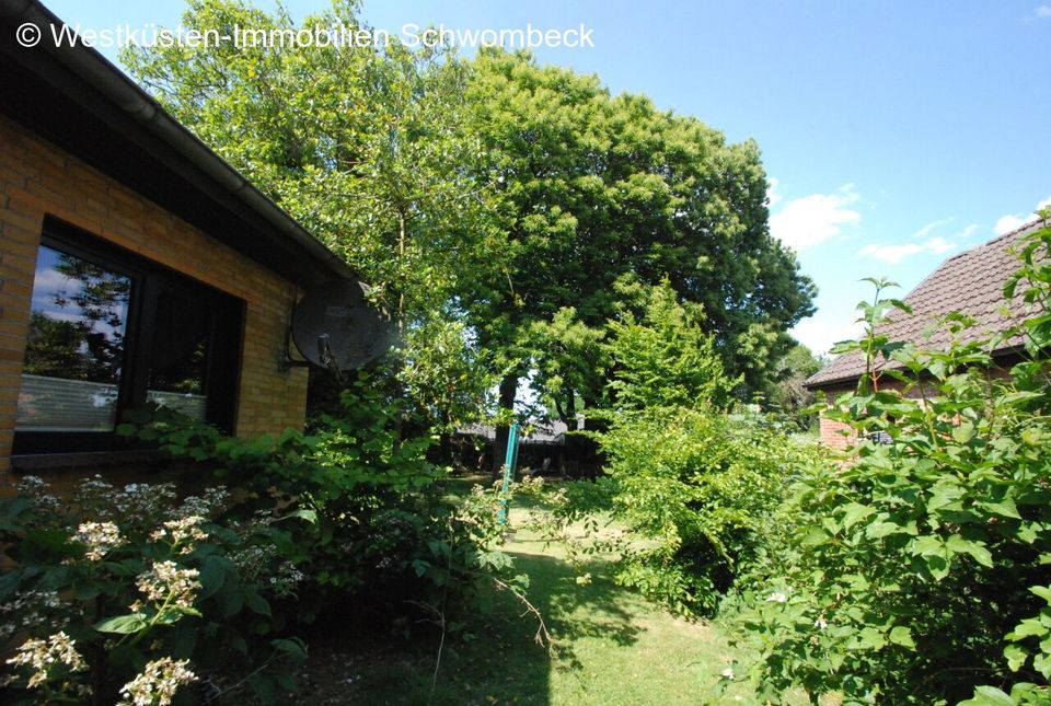 Für Naturliebhaber! Schönes Einfamilienhaus in ruhiger Waldrandlage! in Albersdorf