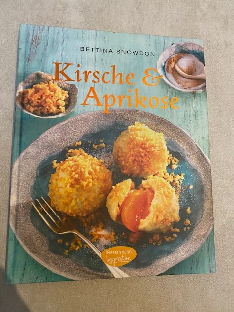 Kochbuch Buch Dessert süß Kirsche & Aprikose, wie neu in Schöllnach