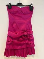 Kleid / Abendkleid / Schulterfrei von Vera Mont - Gr. 32 - neu Bayern - Neu Ulm Vorschau