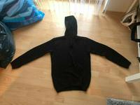 MÄNNER PULLOVER MIT KAPUTZE NEUWERTIG Aachen - Aachen-Haaren Vorschau