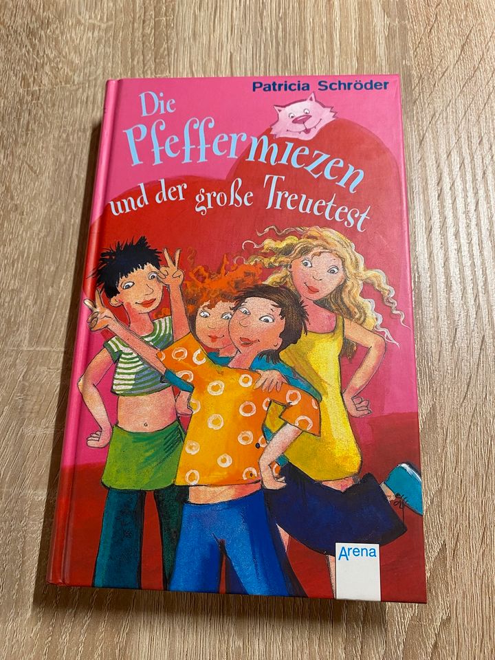 Buch, Die Pfeffermiezen & der große Treuetest - Patricia Schröder in Alfter