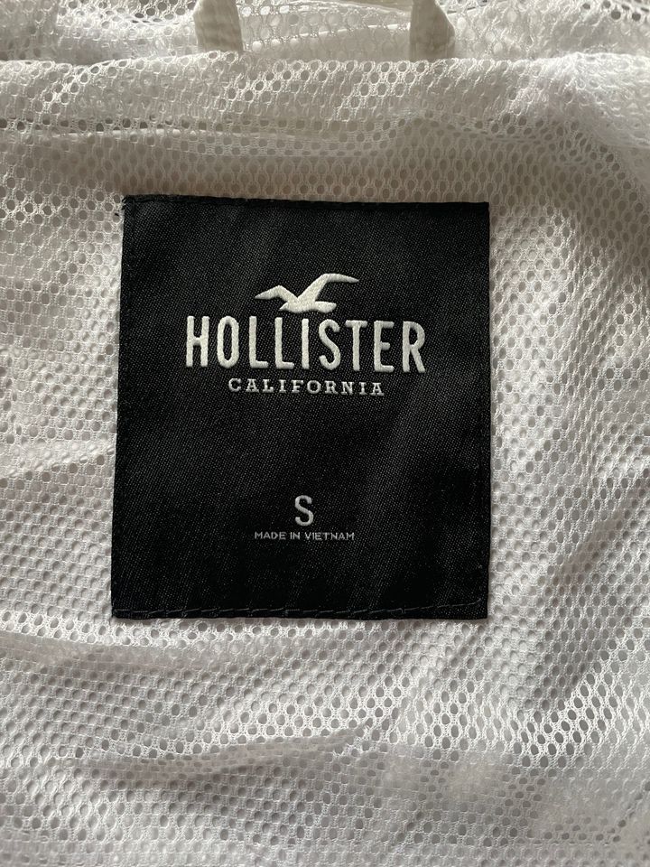 Weiße kurze Damen Jacke von Hollister, Gr. S in Sankt Margarethen