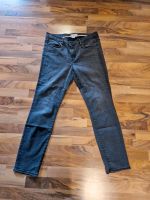 Damen H&m jeans gr 44 Nordrhein-Westfalen - Rheinberg Vorschau