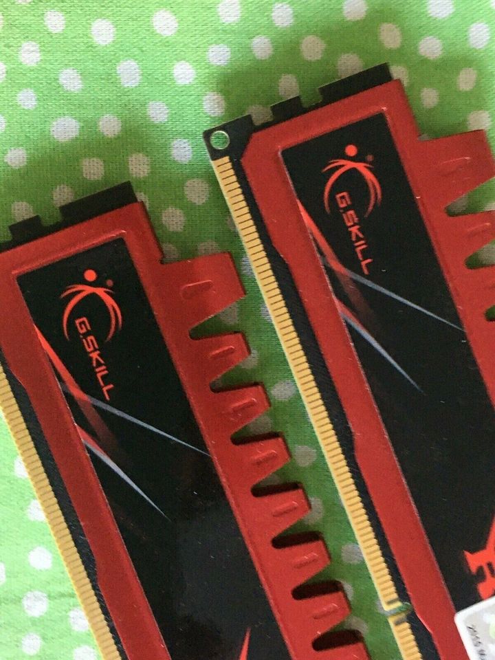 8GB Kit (=2x 4GB) GSkill Ripjaws - Ram DDR3-1600 CL9 Memory in Witten
