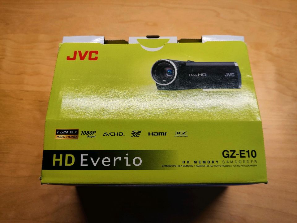 JVC Camcorder HD Everio GZ-E10 in St. Leon-Rot