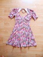 Reserved Sommerkleid Kurzarm bunt Blüten Stretch Gr. M Hessen - Mörfelden-Walldorf Vorschau