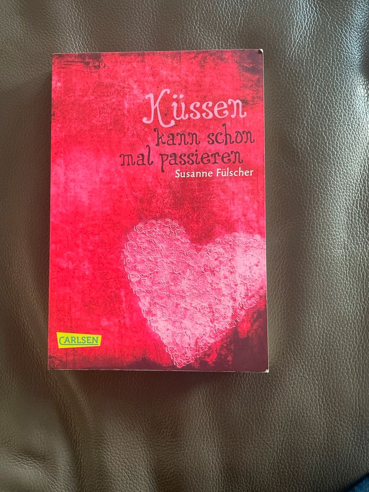Küssen kann schon mal passieren. Teenie Buch Liebesroman in Hamburg
