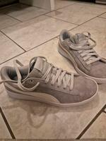 Puma Mädchen Schuhe, Sportschuhe gr. 37 Nordrhein-Westfalen - Marl Vorschau