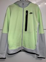 NEU: NIKE SWEATJACKE HOODE MIX, Gr. M, UVP 125€ Brandenburg - Löwenberger Land Vorschau