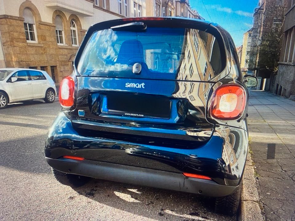 Smart forTwo EQ Electric Drive (Coupé) - top Zustand in Friedrichshafen