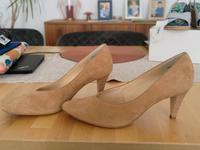 Paul Green Pumps Echtleder Gr. 38 NEU ungetragen Sachsen - Naunhof Vorschau