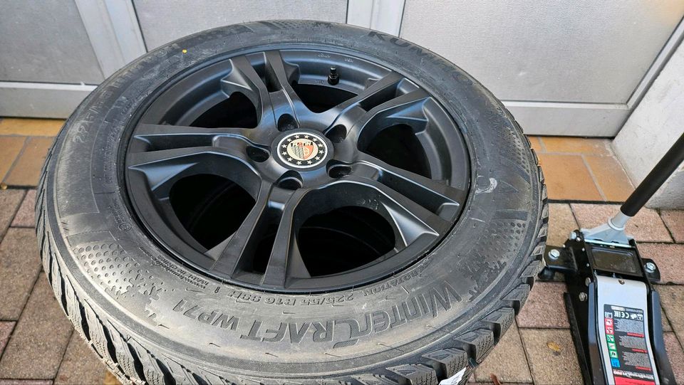 4 neu winterreifen kumho 225/55 16" Alufelgen platin bmw f10 e60 in Philippsburg