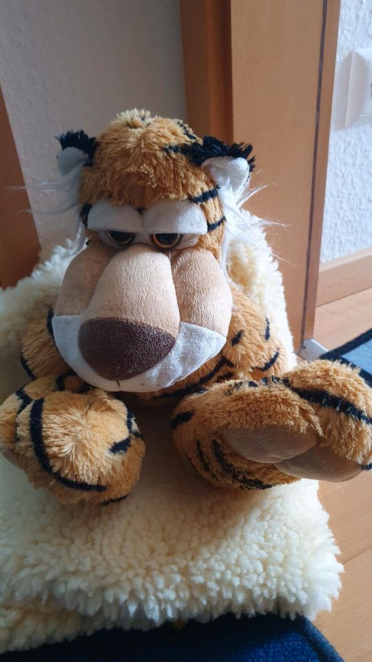 Kuscheltier Tiger, guten Zustand in Stuttgart