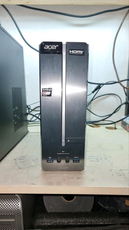 Acer Aspire XC-105 PC Desktop in Sinzig