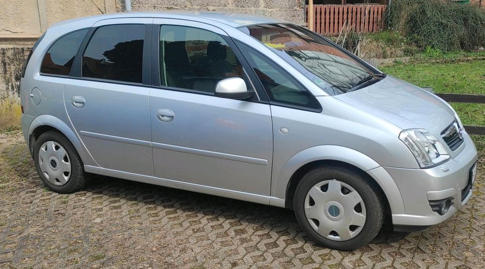 Opel Meriva 1.8 in Ruhla