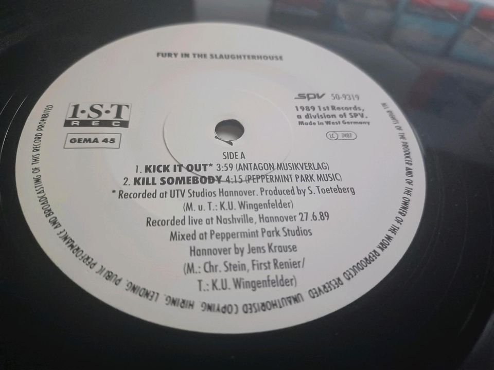 FURY IN THE SLAUGHTERHOUSE: Kick it out-12"Maxi(D,1989) in Norden