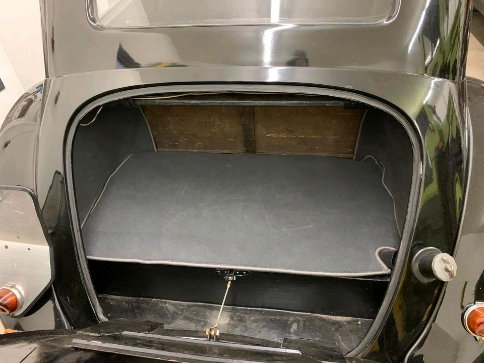 Citroen 11CV 11 BL F Gangster Limousine Oldtimer H Zulassung in Geiersthal