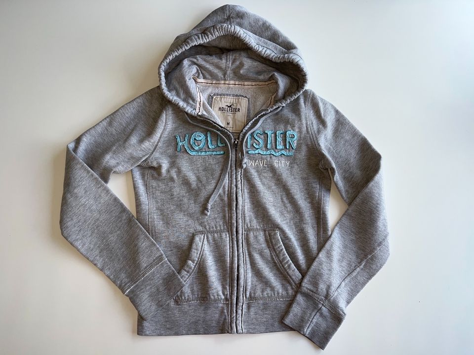 HOLLISTER Sweat Jacke Hoodie Kapuze Gr.M Grau Blau in Aidlingen