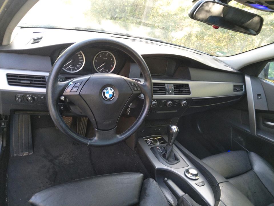 BMW 530d Touring 5er E61 in Burglauer