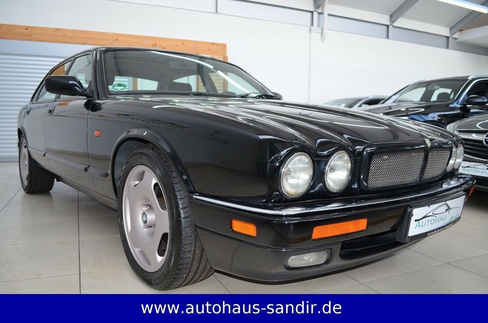 Jaguar XJR X300 4.0 Supercharged ~ Vollausstattung ~ in Ottobrunn