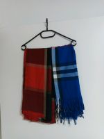 2x Damenschal Schals rot blau Sauber zusammen 5€ Hessen - Hammersbach Vorschau