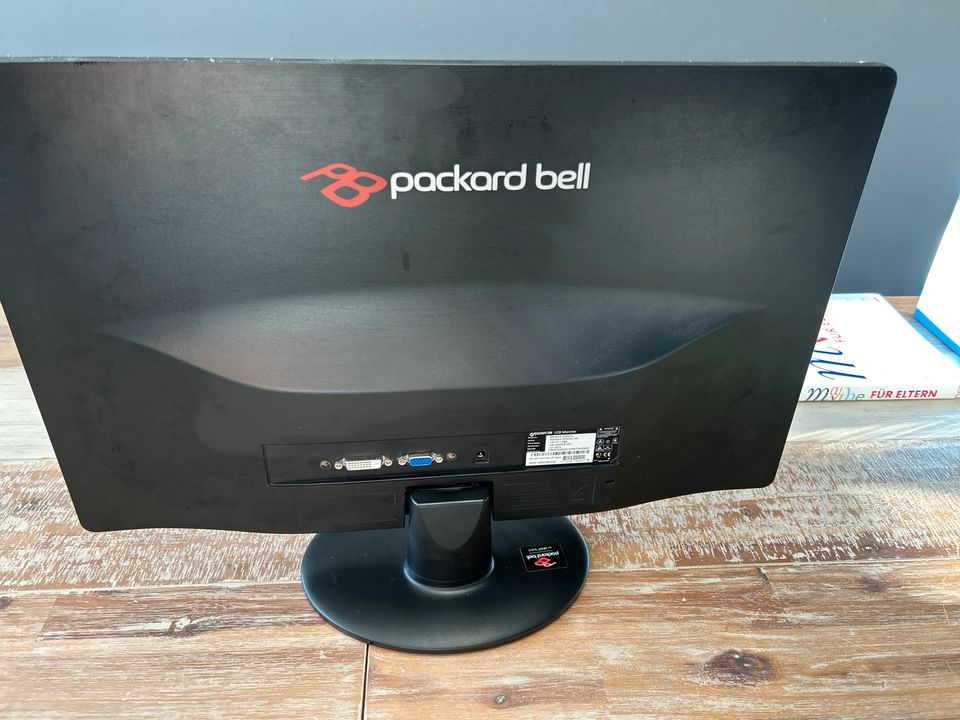 LCD Monitor von Packard Bell in Markkleeberg