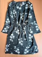 Kleid Gr. 34 Niedersachsen - Löningen Vorschau