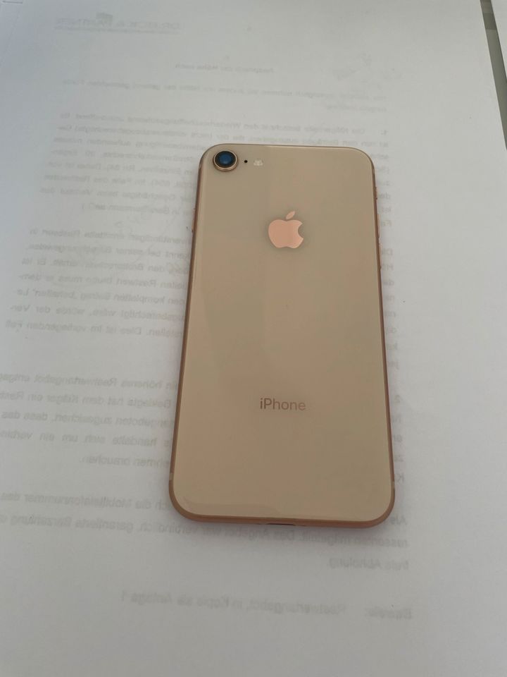 Apple iPhone 8 64GB Gold in Dortmund