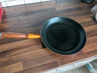 Lecruest 29 Cast Iron Skillet Frying Pan Bayern - Erlangen Vorschau