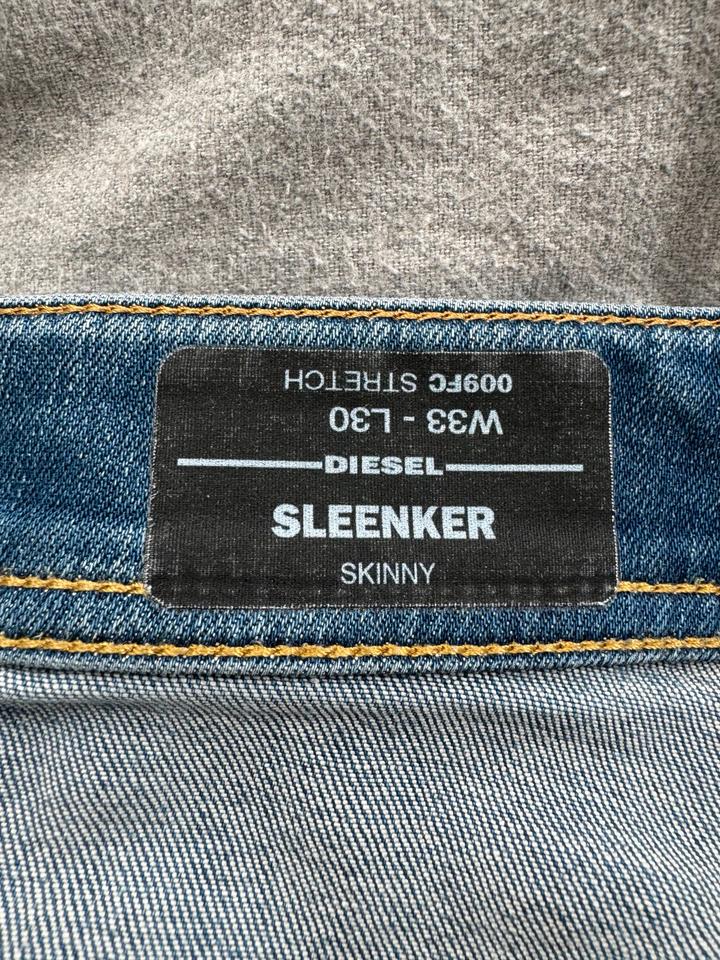 diesel Jeans sleenker skinny Größe 33/30 stretch Herren in Bremen